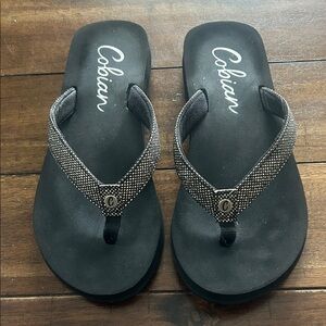 Cobian Women's Black and Gray Sandals